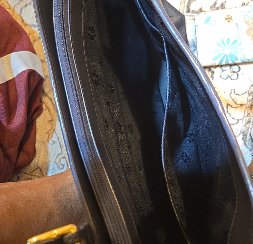 Tory Burch Black Leather Tote Bag And Wallet - Picture 5 of 12